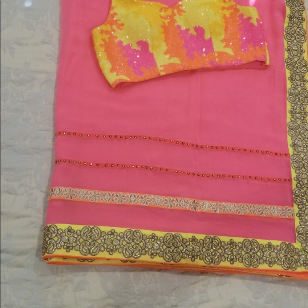 Colorful saree / Sari for Indian wedding guest!